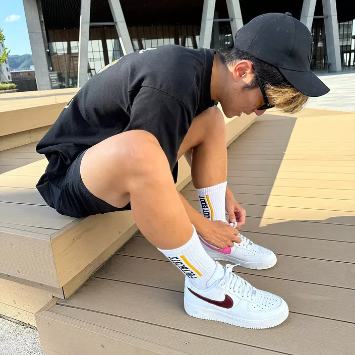 イエローライン ソックス ブラック / ホワイト